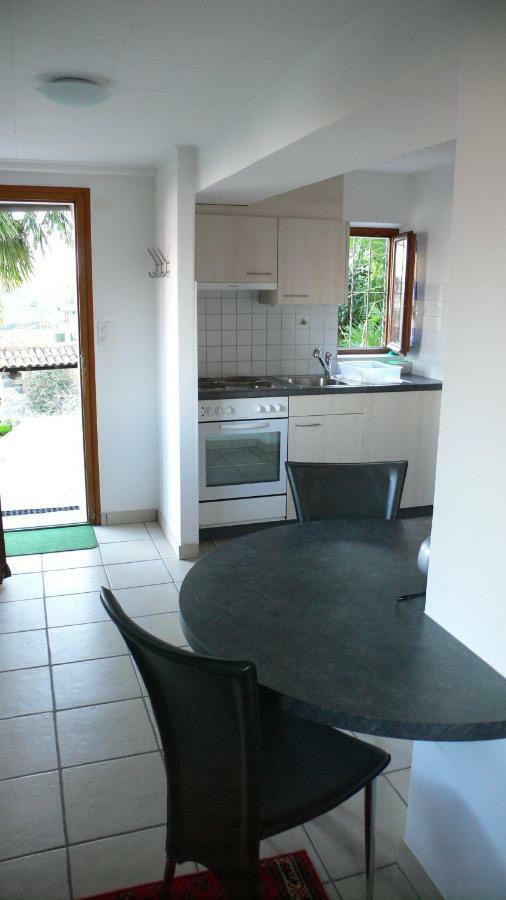 Casa Petra 1 1/2 Zi, Orgnana 83 Apartment Gambarogno Ngoại thất bức ảnh