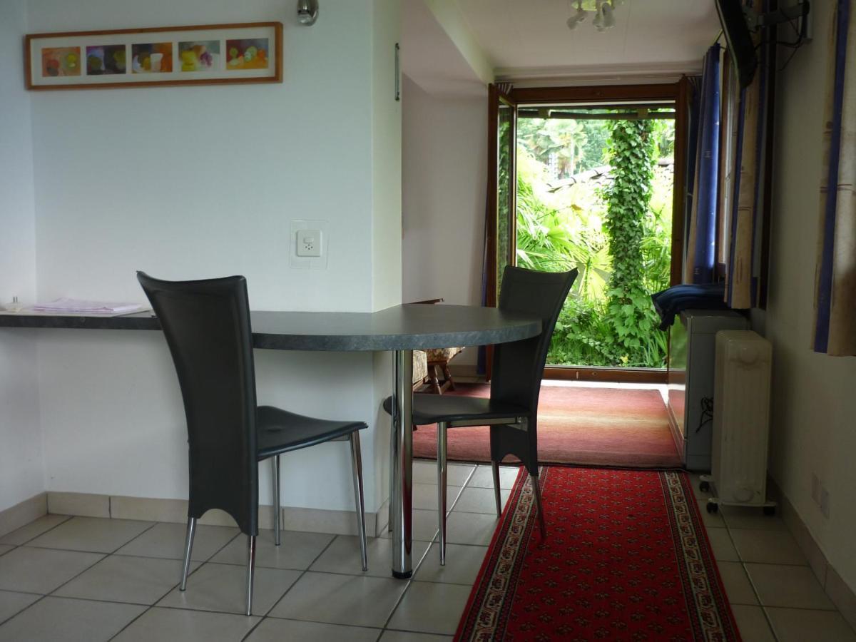 Casa Petra 1 1/2 Zi, Orgnana 83 Apartment Gambarogno Ngoại thất bức ảnh